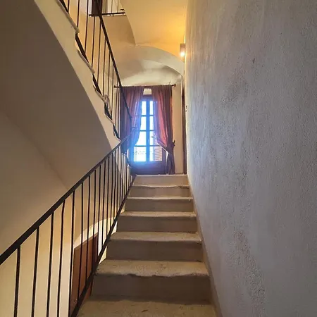 Castello Πανσιόν 3*
