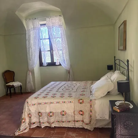 Castello Πανσιόν 3*